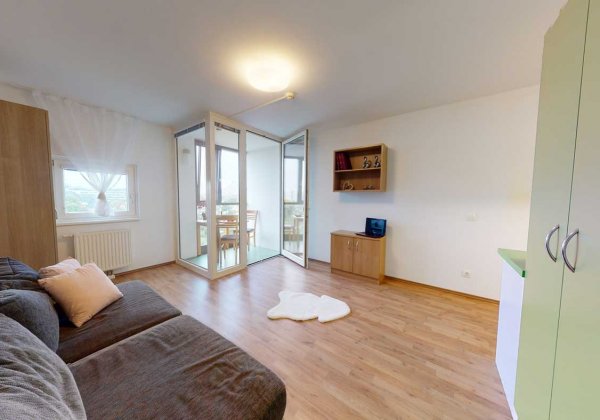 Apartmenthaus Am Kabelwerk Wohn-Schlafzimmer 3