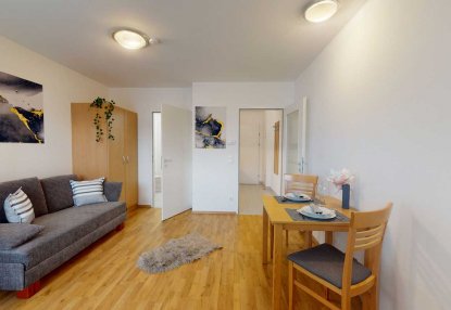 Apartmenthaus Zentrum Simmering Wohn-Schlafzimmer 1